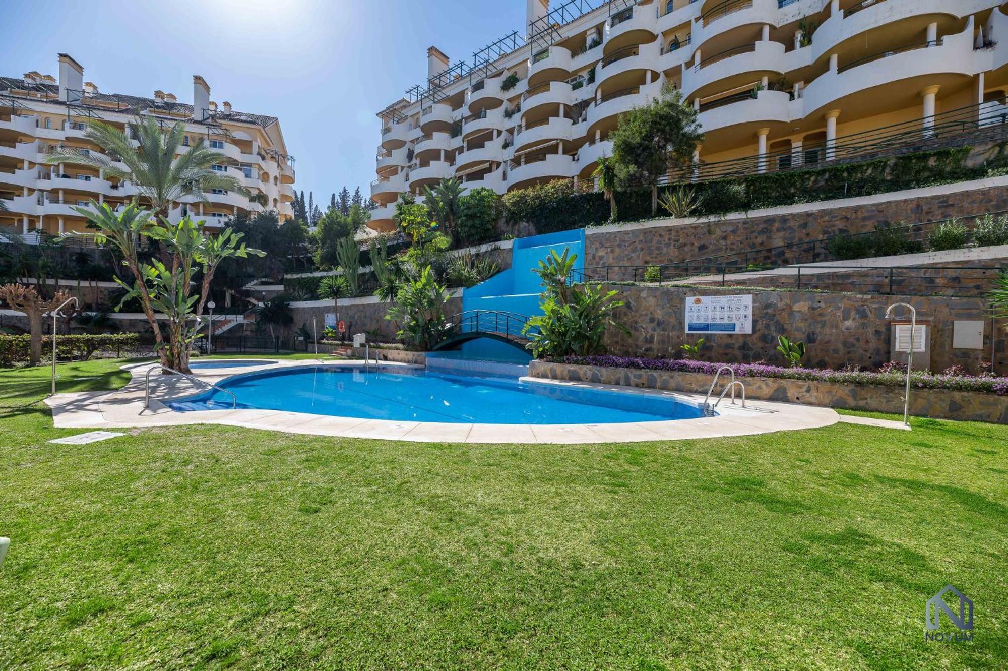 Cozy 2 Bdrm W Sea Views Next To Puerto Banus