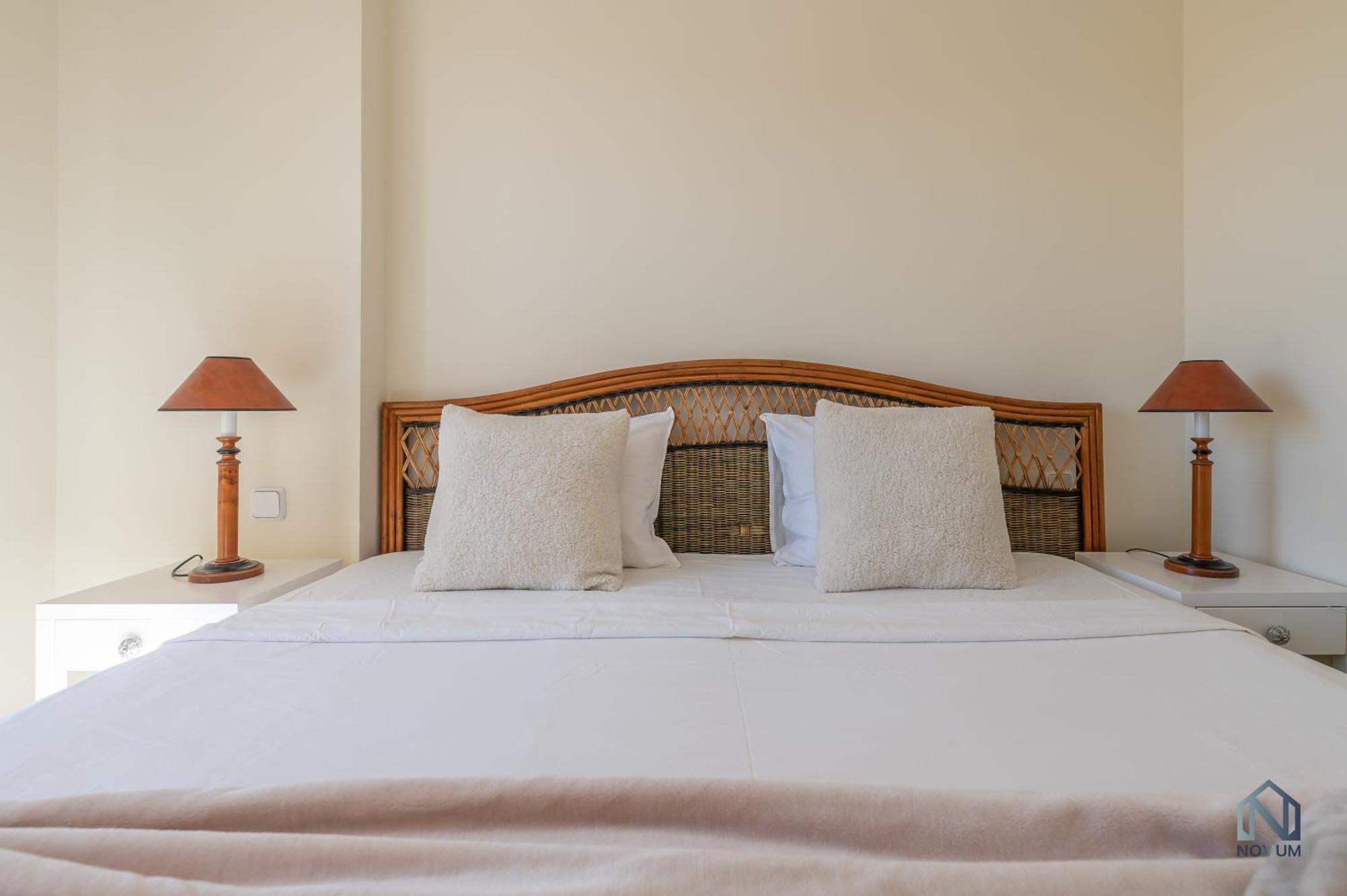Cozy 2 Bdrm W Sea Views Next To Puerto Banus Apartment Marbella